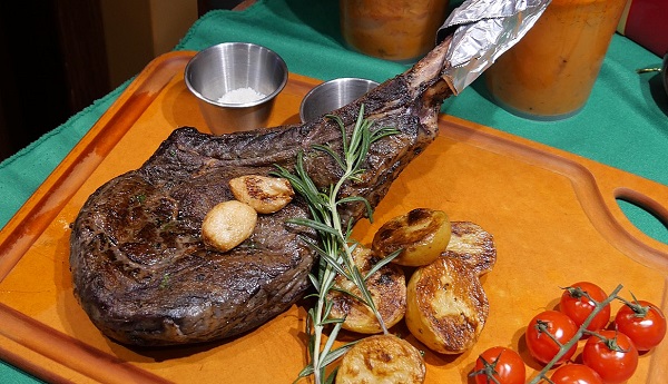 Beef Tomahawk