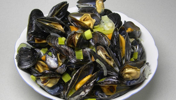 Steamed Mussels