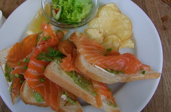 Salmon Sandwich